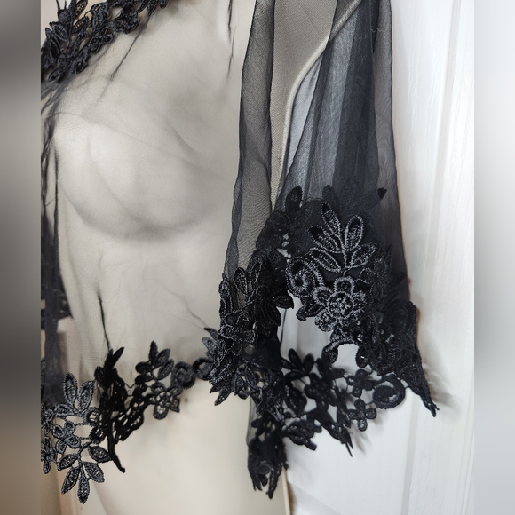 Vintage Sheer Black Lace Bed Jacket Peignoir Topper Boudoir Lingerie - Picture 5 of 6
